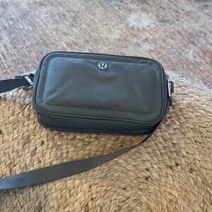 lululemon athletica green camera Bag